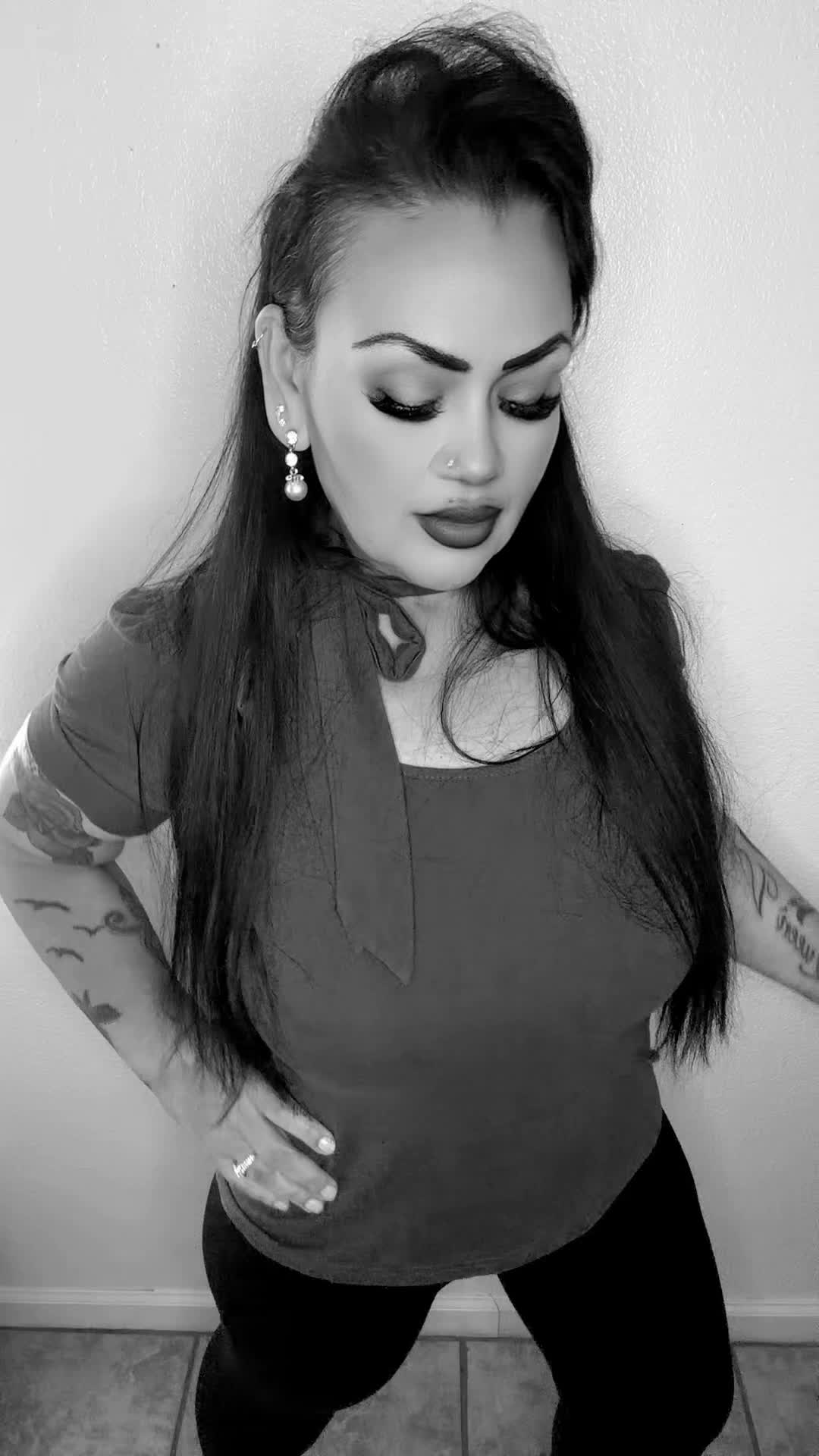@QueenV💕