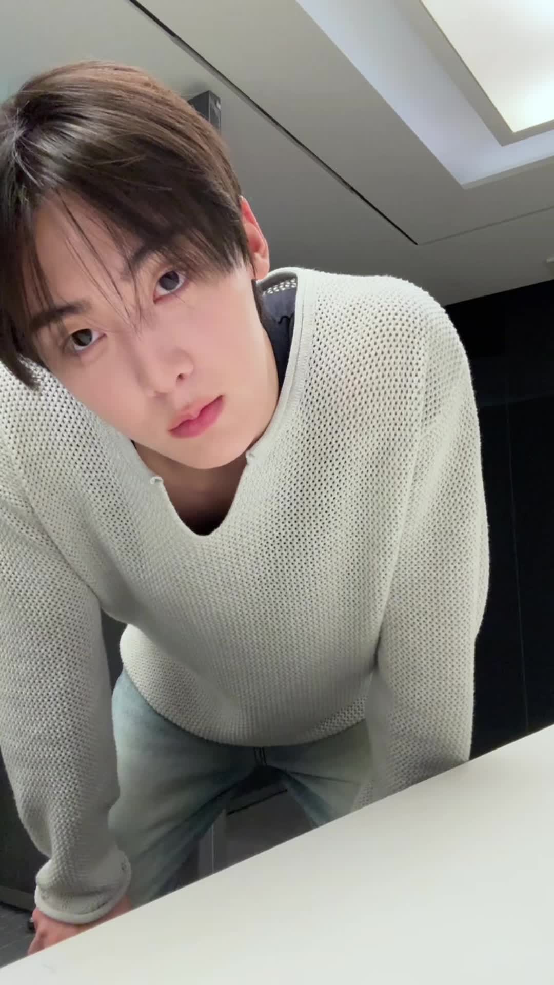 @윤산하 YOON SAN-HA