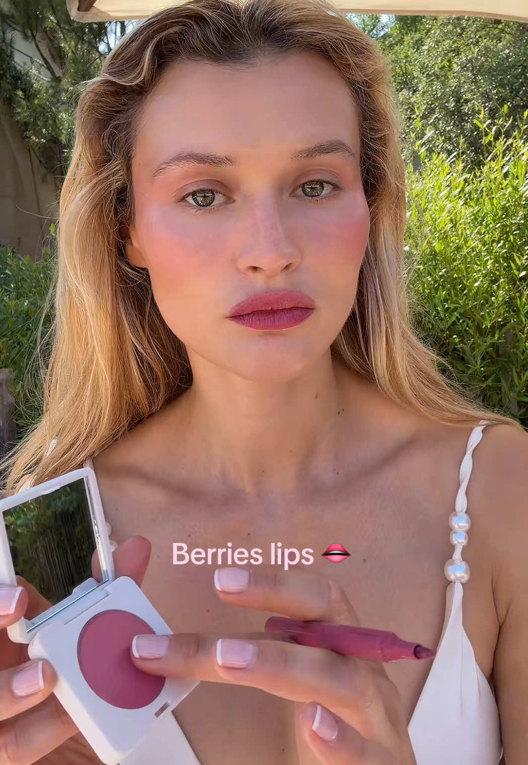 @Chloe Lecareux ☕️