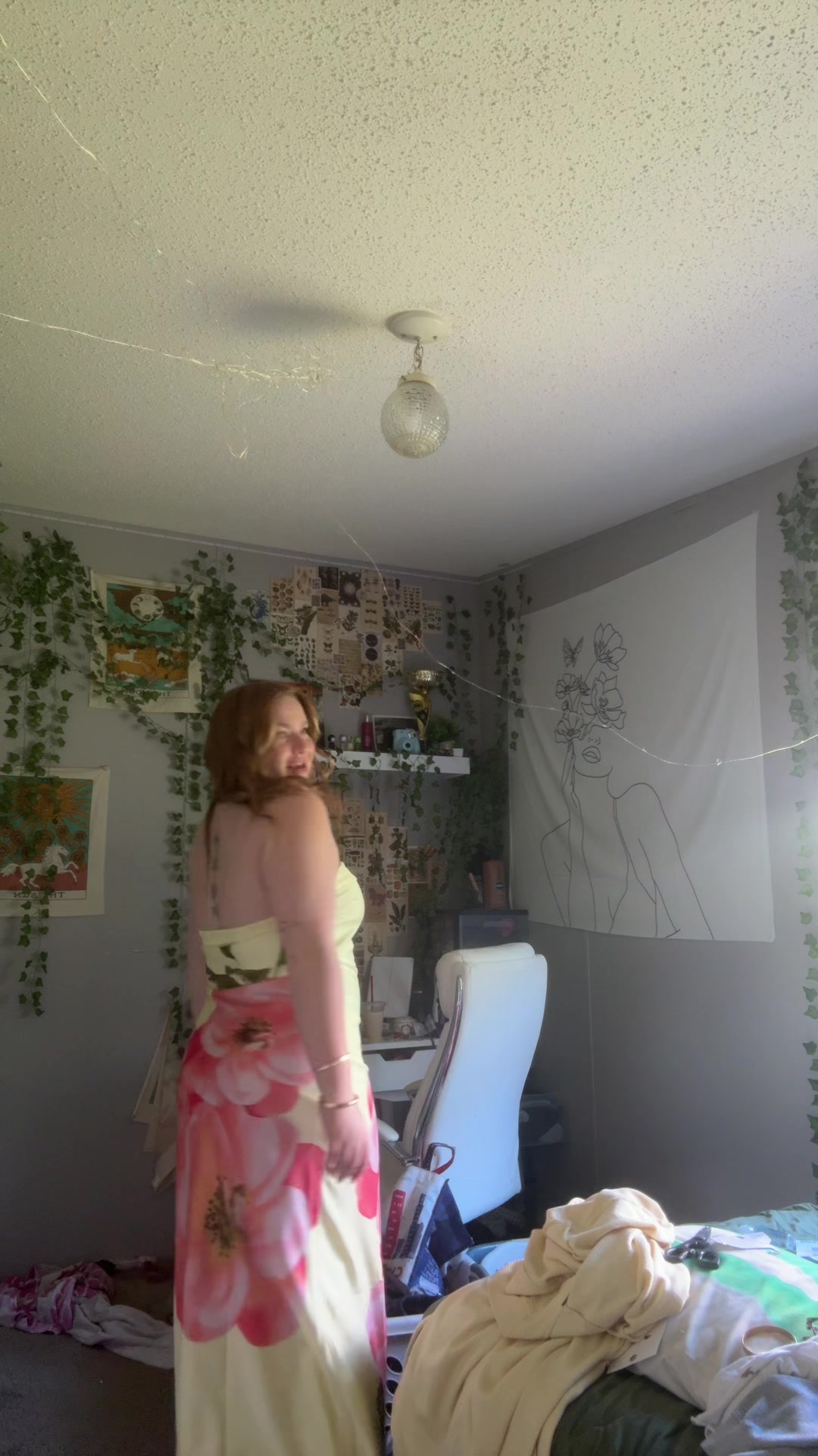 @Ella🪩🍒💌