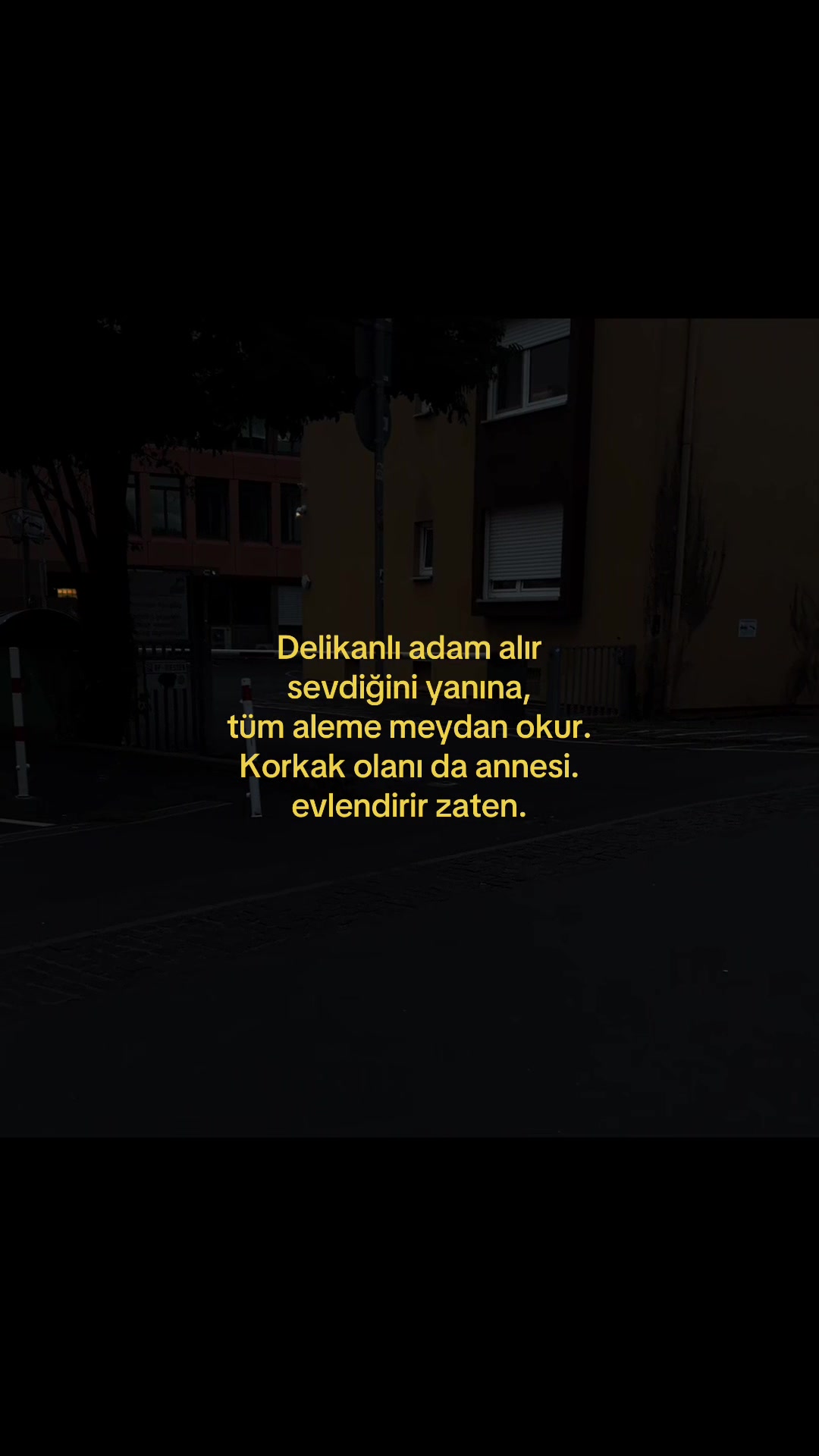 @ℰ.