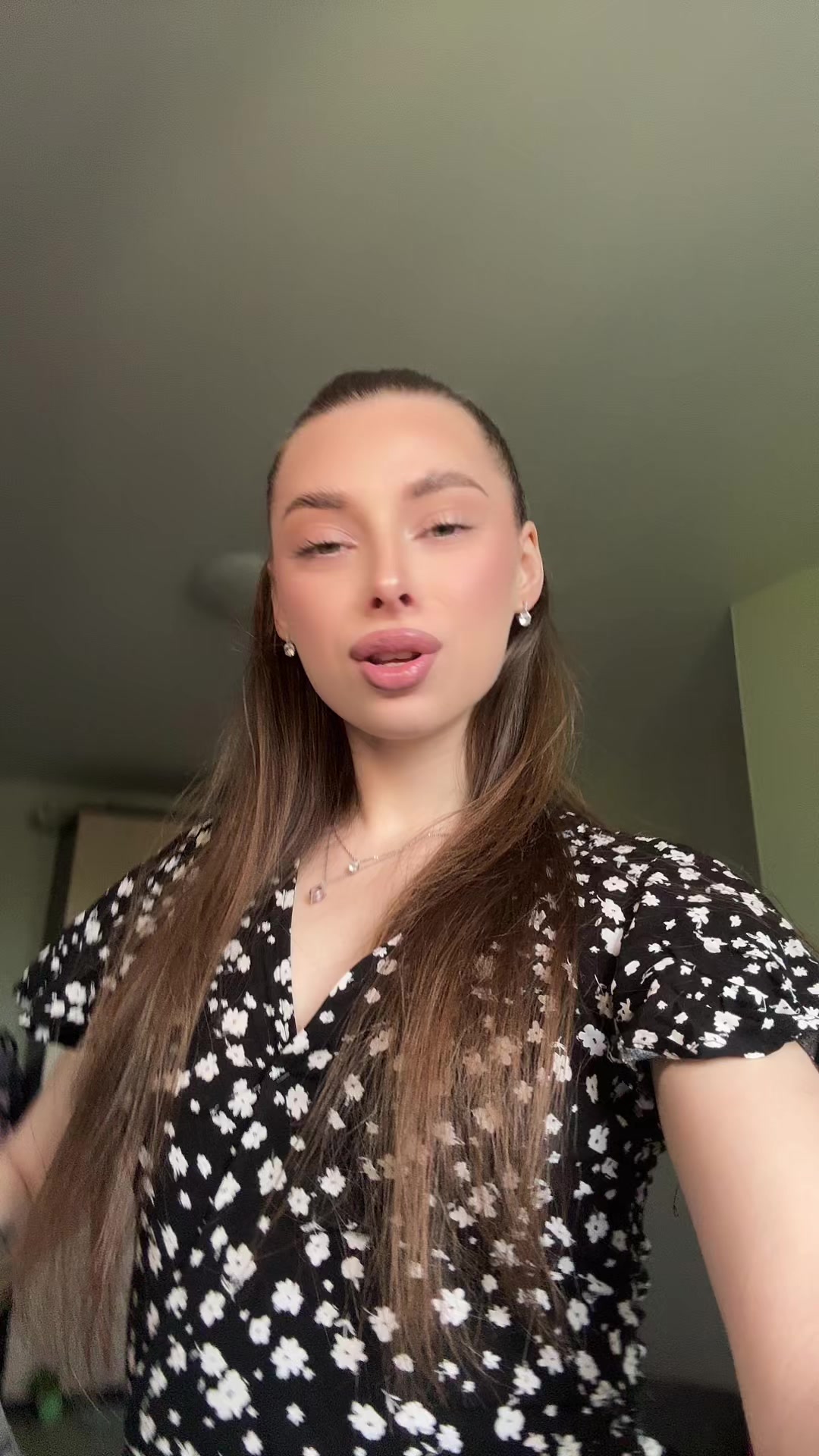 @Алечка😻💗❤️