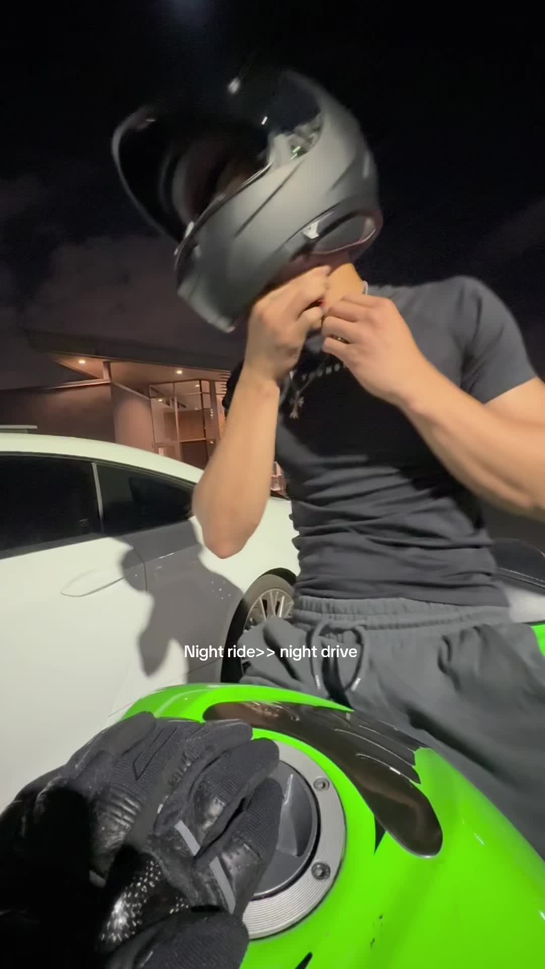 @jayNextDoor