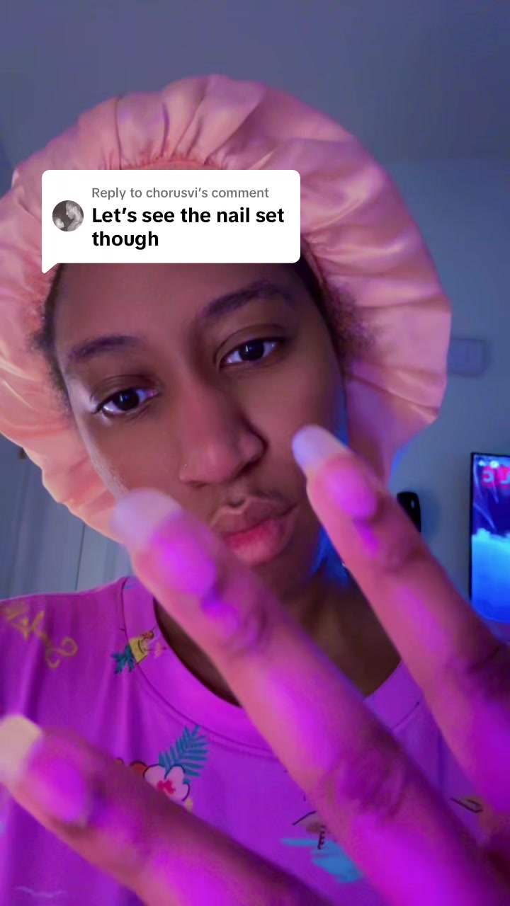 @lovelymika99