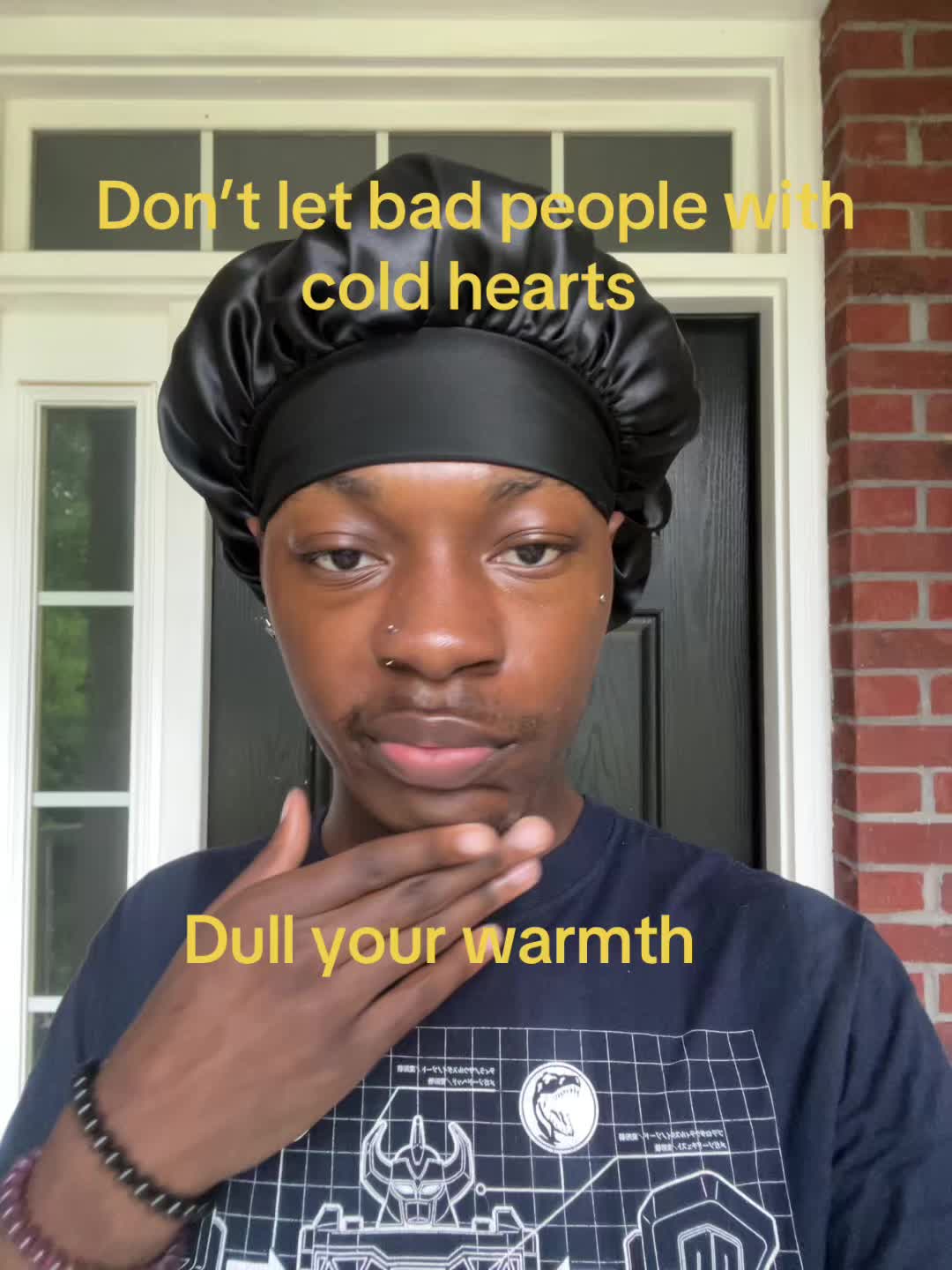 @M O B