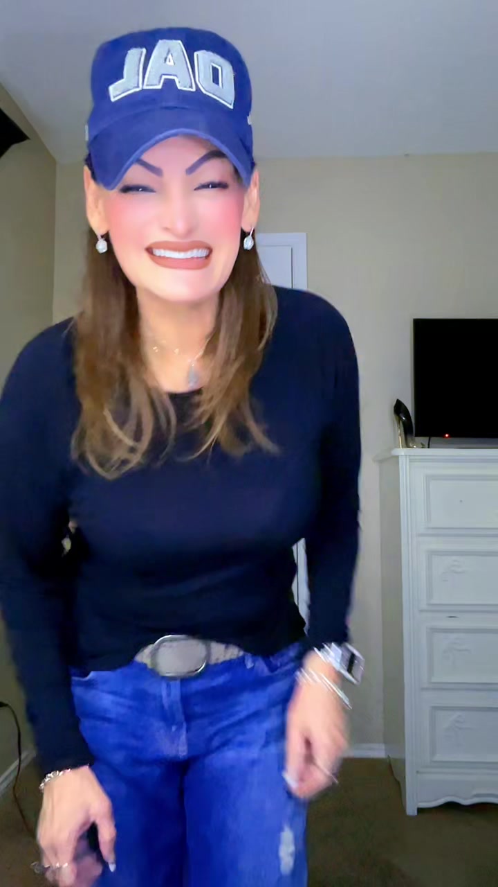 @Lisa_Love333