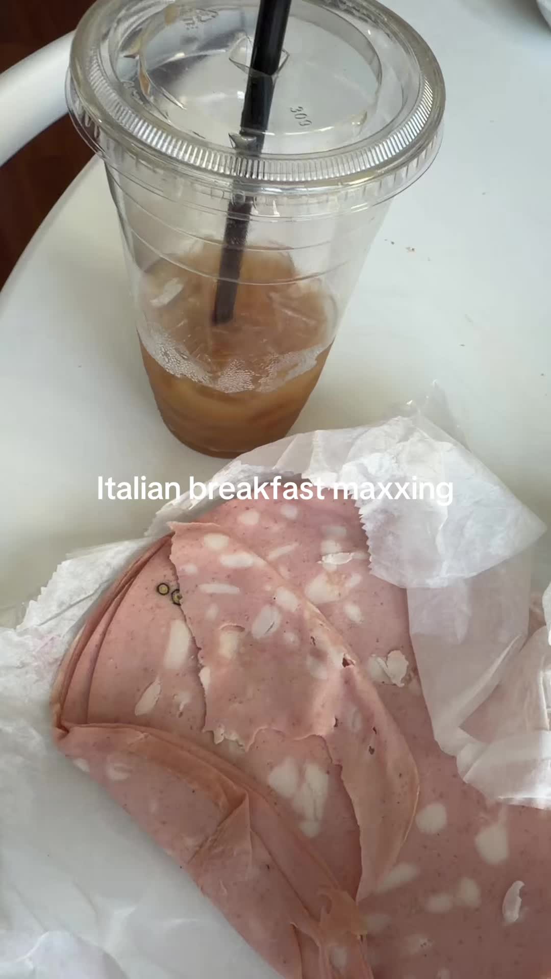 @bella