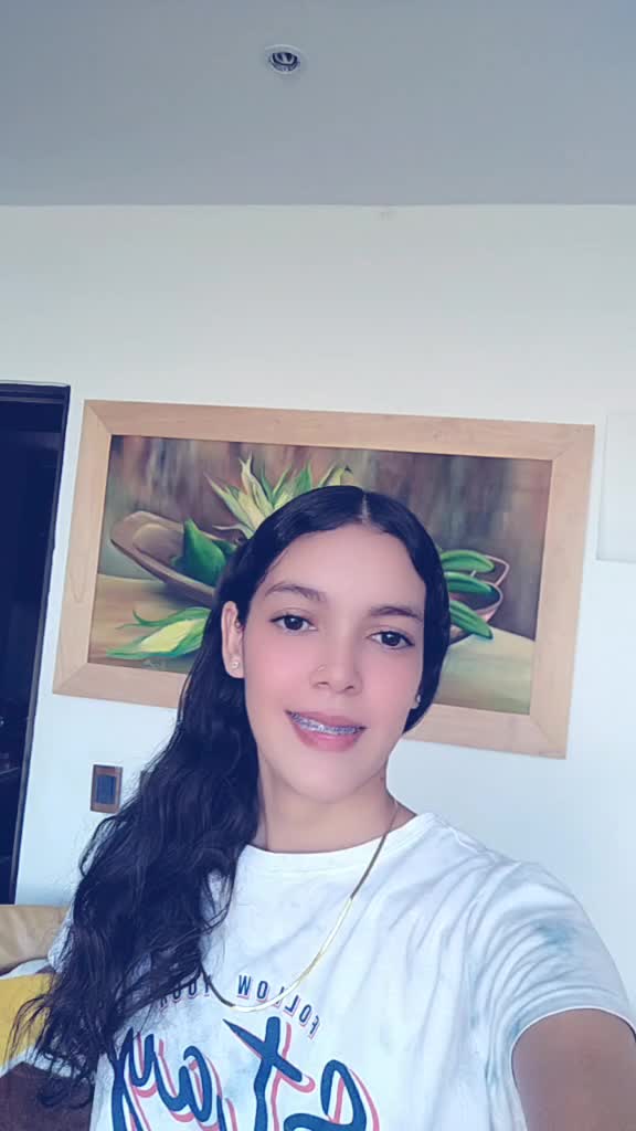 @Carol🍒.