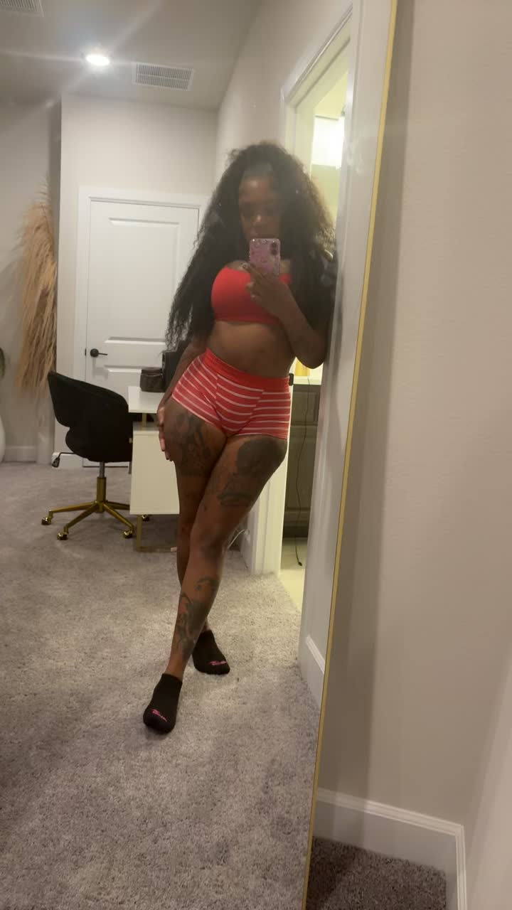 @nikkinicole 💕💕