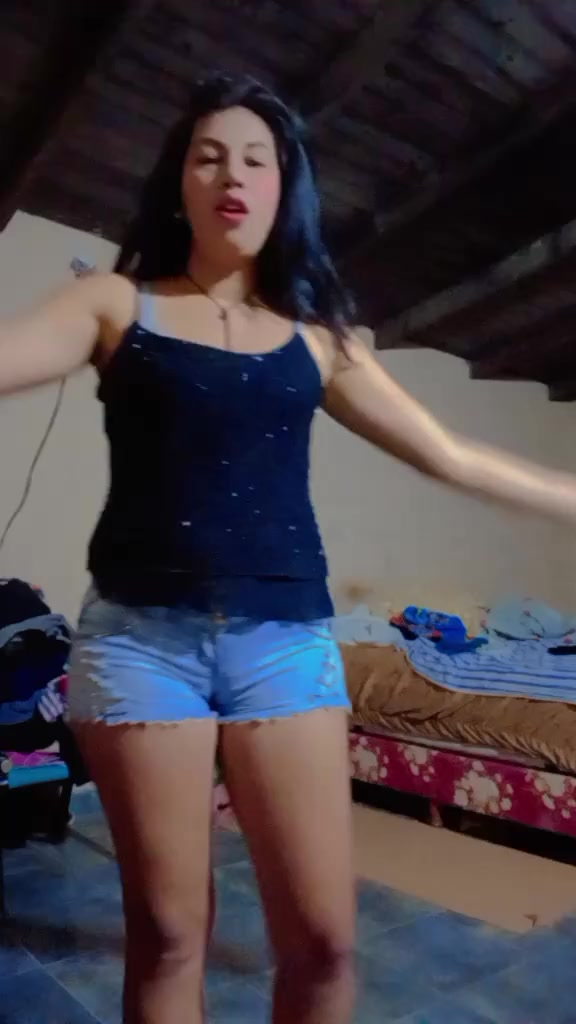@Laly González