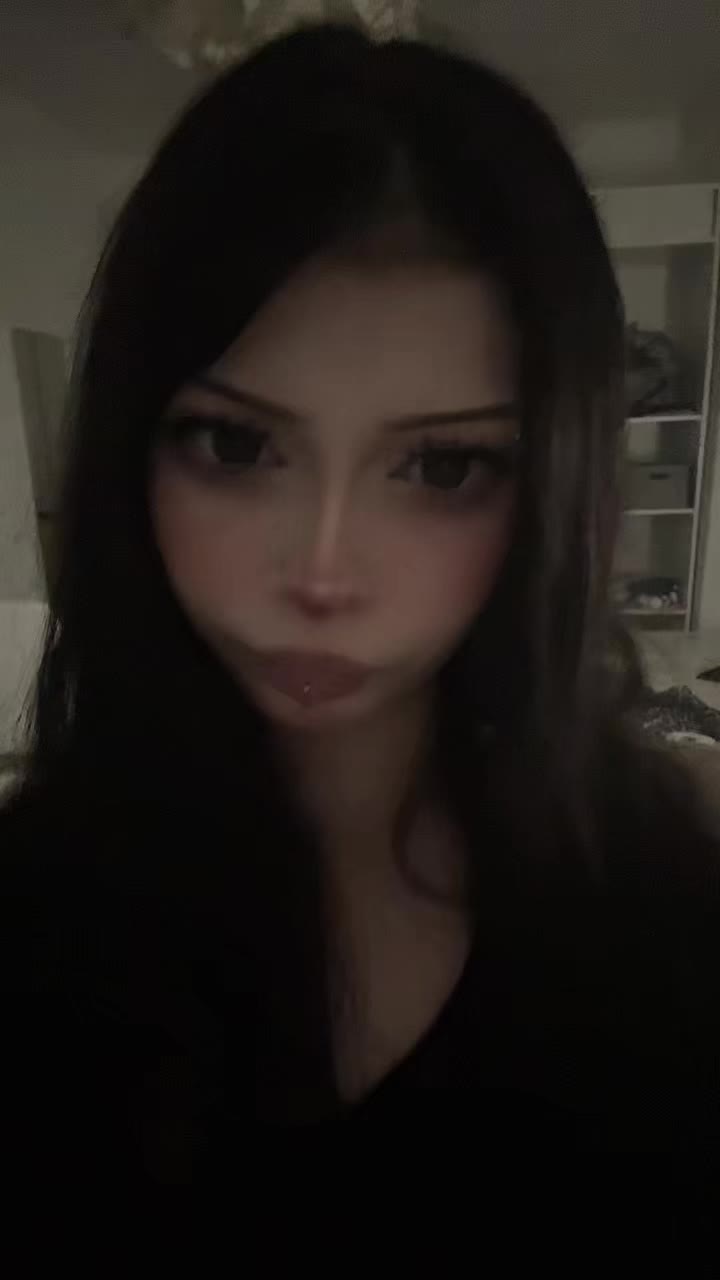 @melikenaz