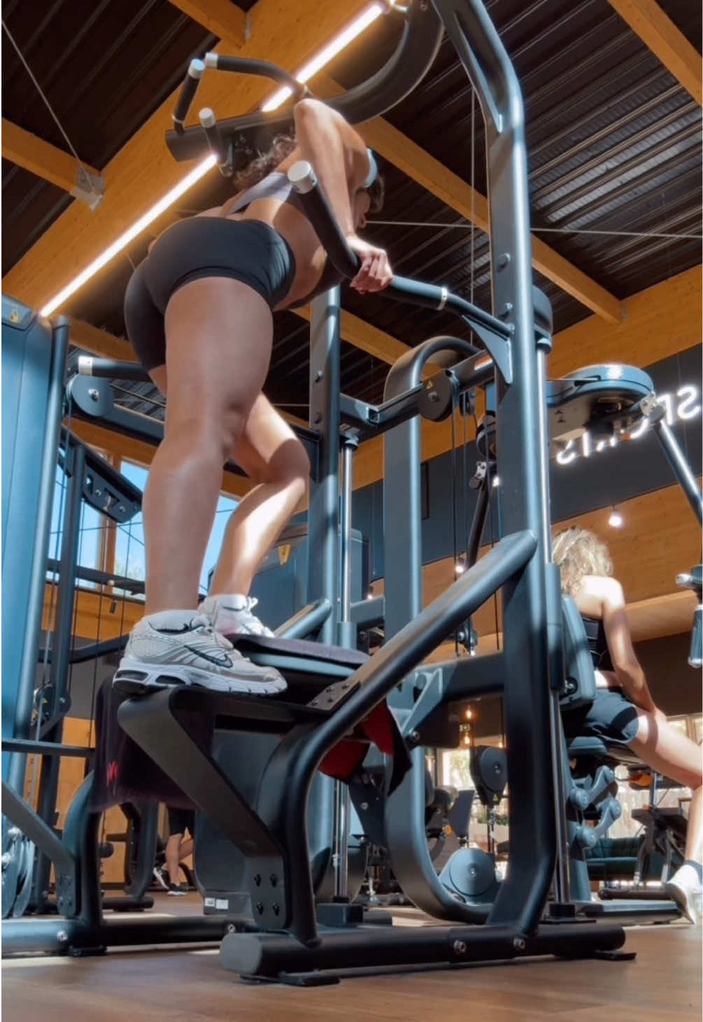 @FitbyRizou