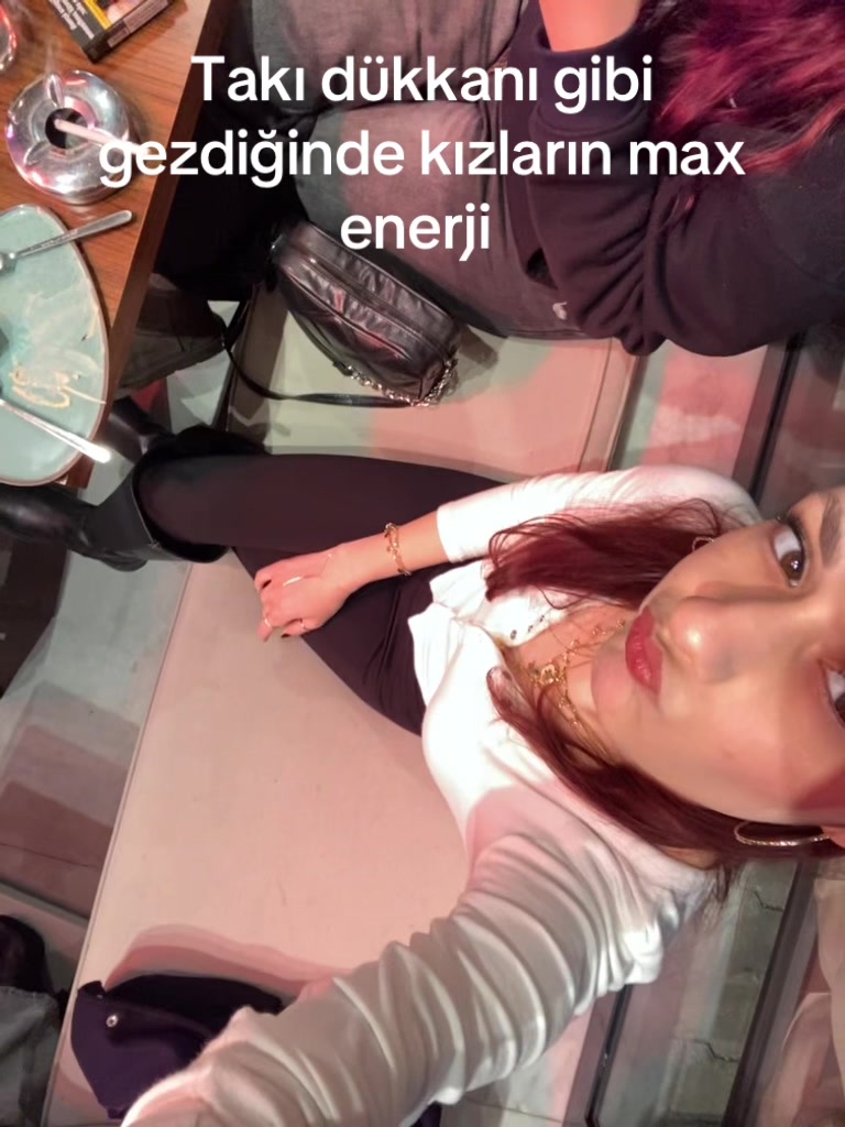 @Cansu