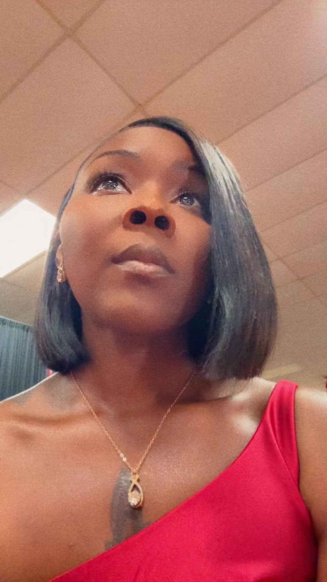@_qlester