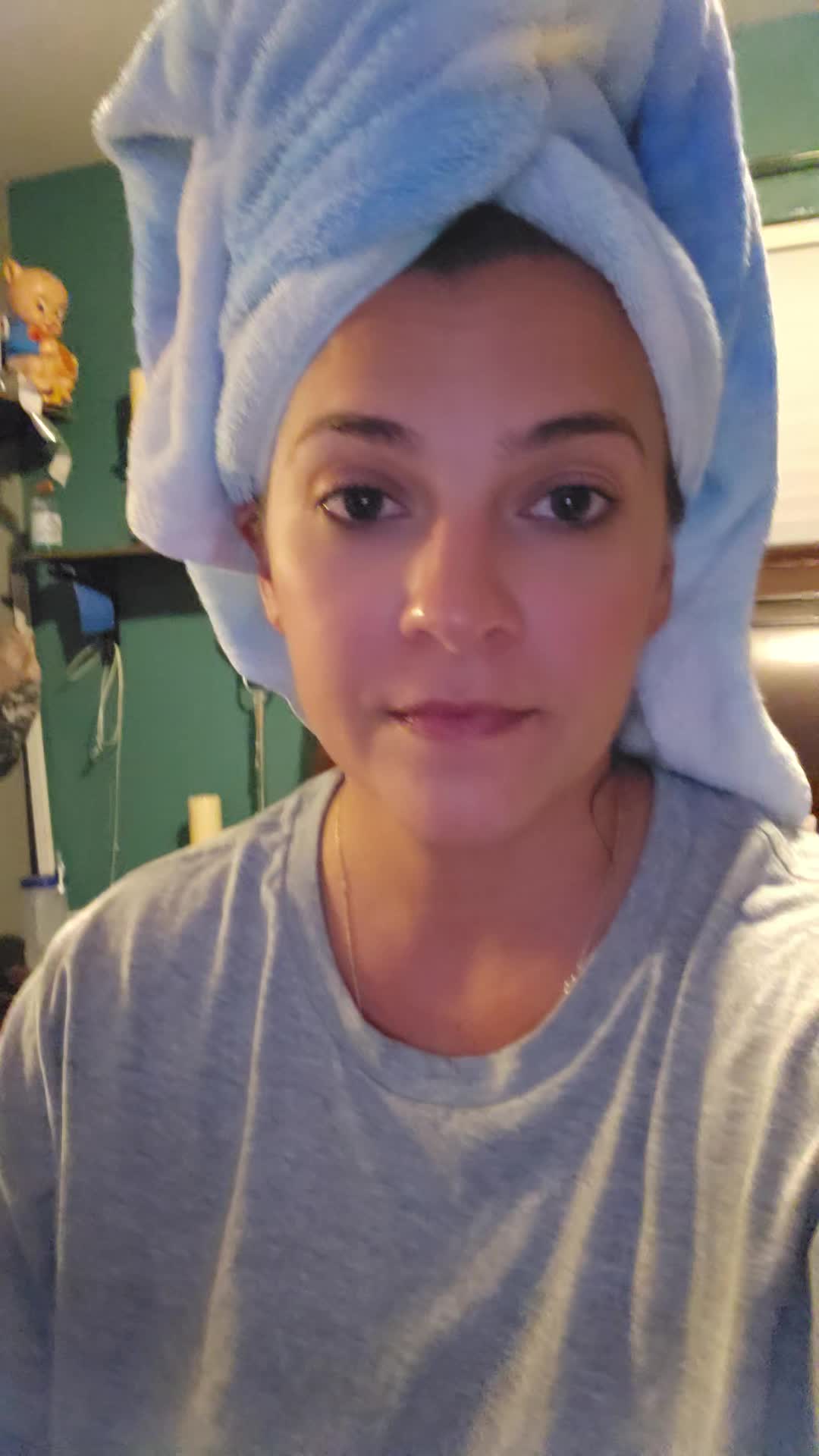 @BlueHairBabe💙