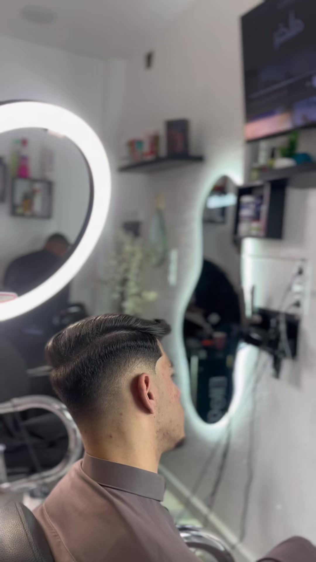 @coiffeur ๐ฎ๐น
