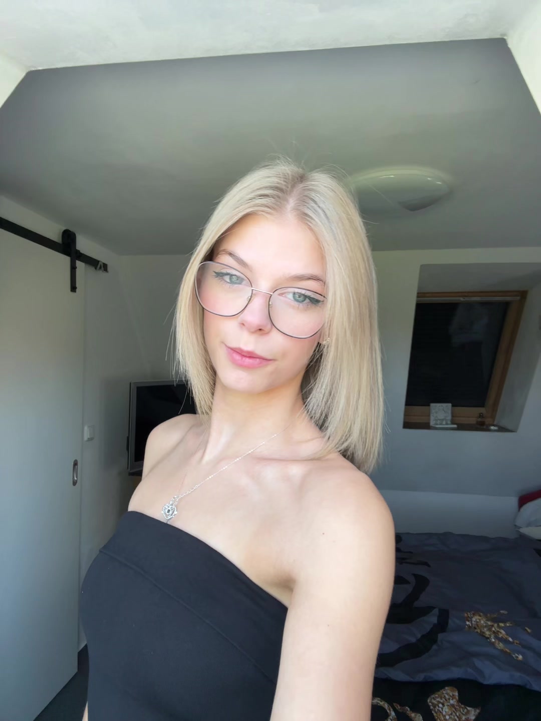 @Freyja🔪🌶️