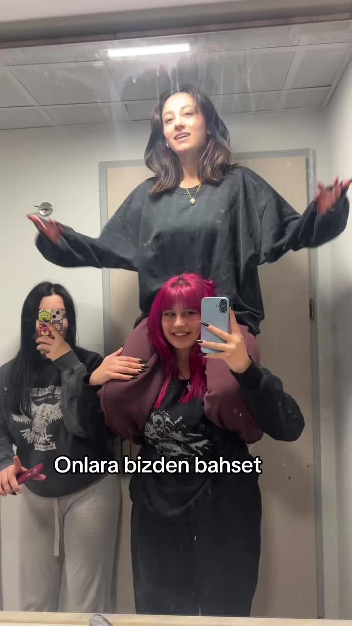 @Reynaa