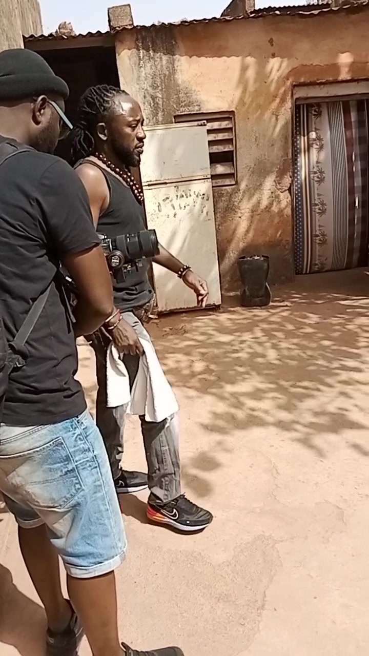 @ANONYME CLIP🎥📽️🇧🇫