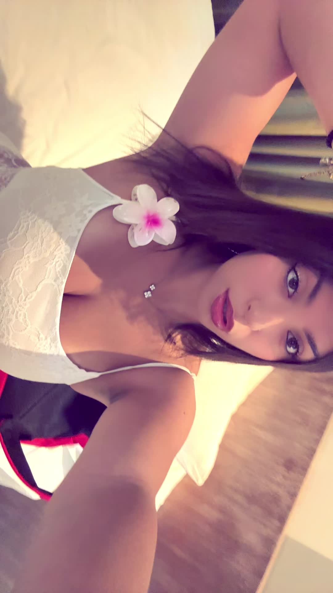 @akessia