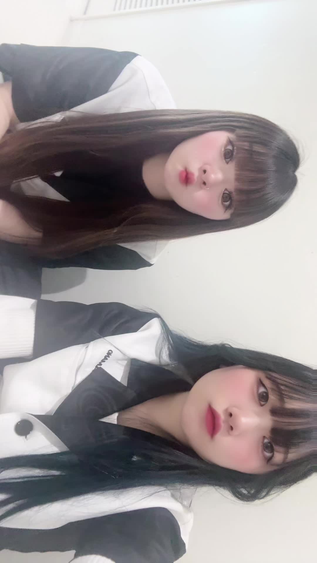 @せな