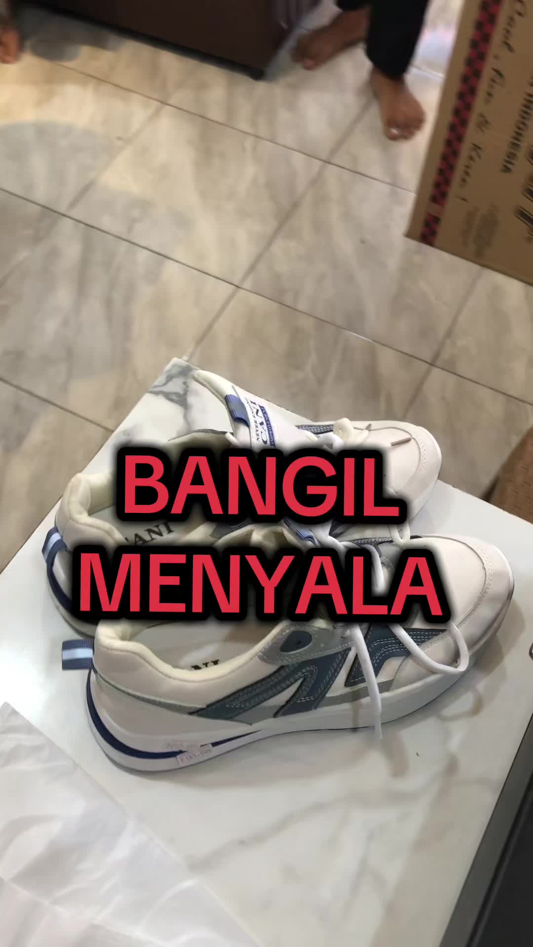 @pandaansneakers