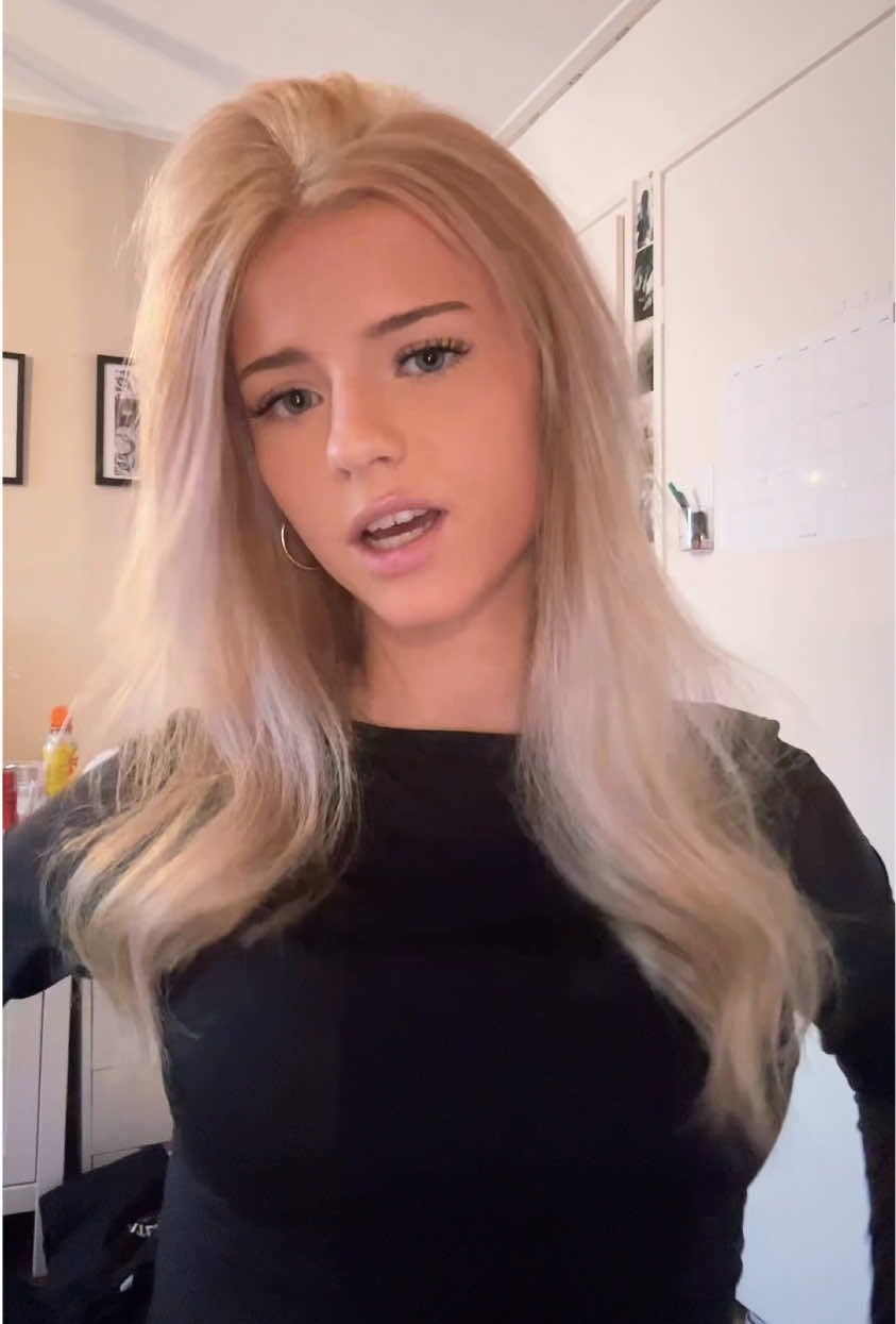 @𝐯𝐥𝐢𝐧𝐫𝐨𝐨𝐝𝐡𝐮𝐢𝐳𝐞𝐧