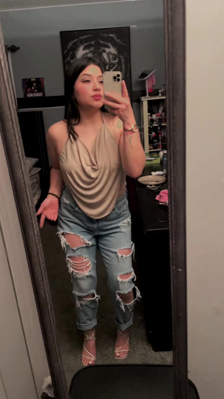 @Lucia M2829
