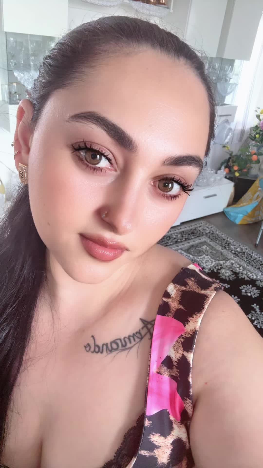 @Pamela brazila🇷🇴🇩🇪💃🏻❤️