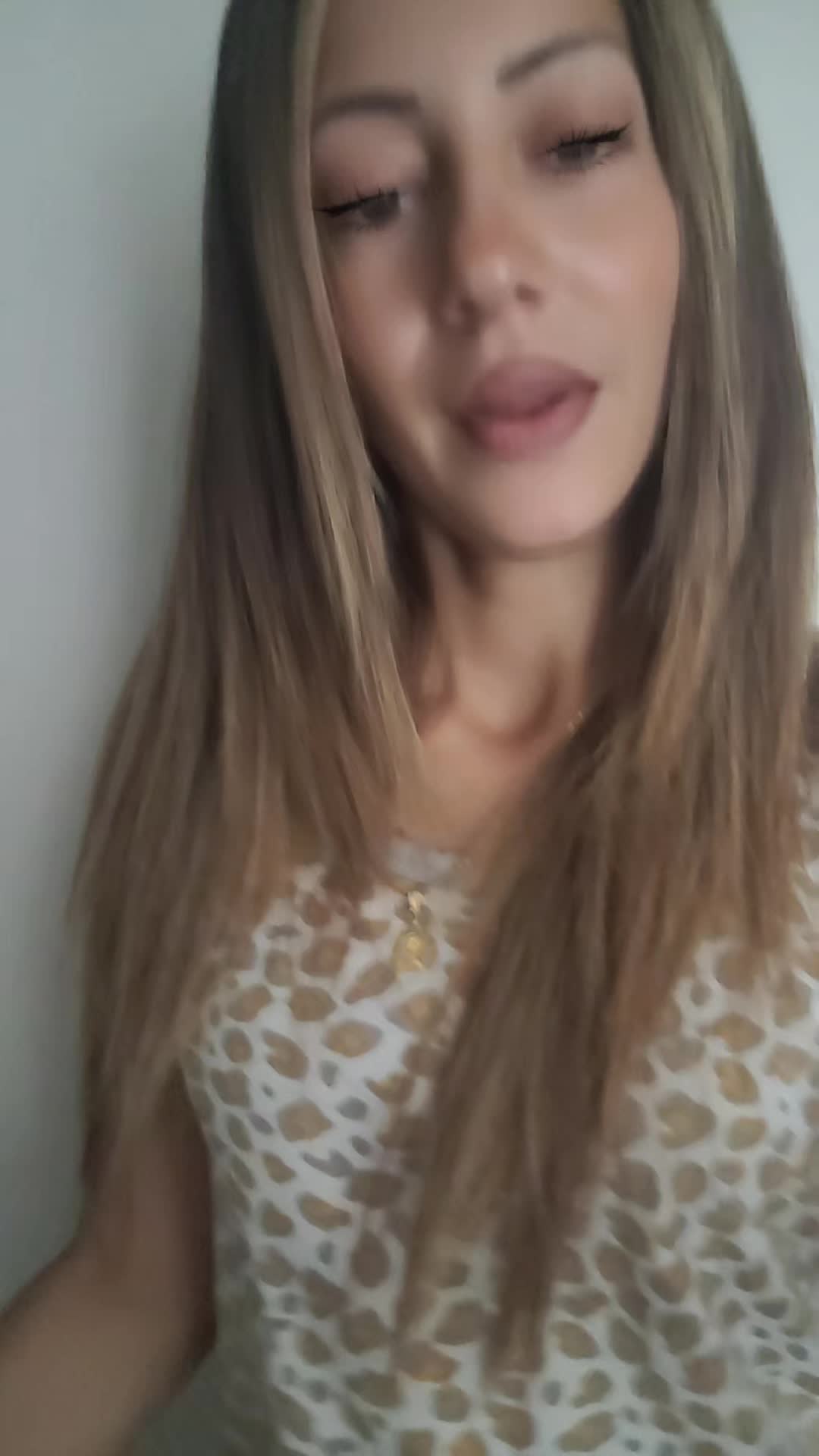 @user3046540204954