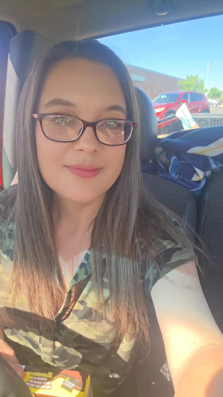 @melissavia