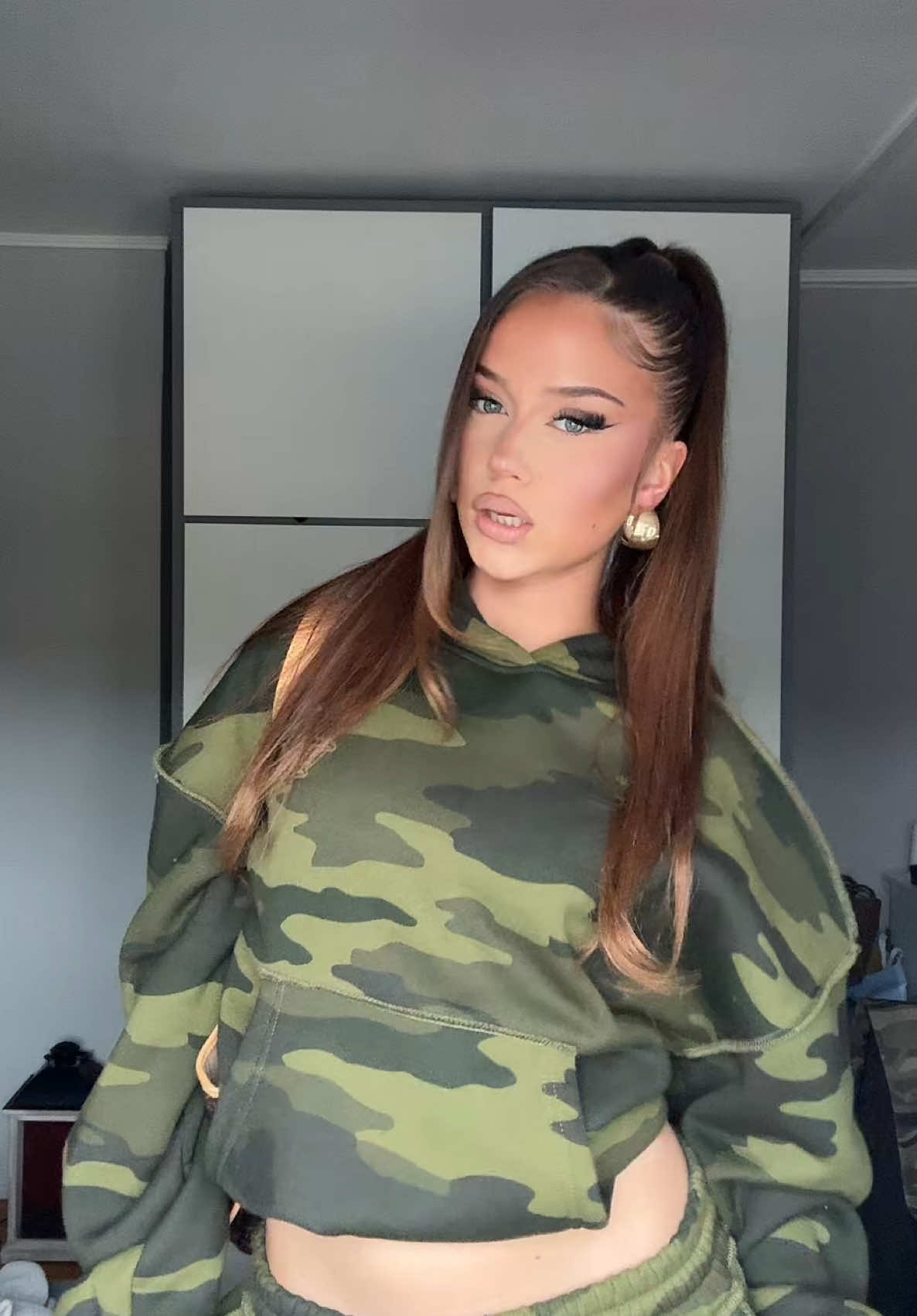 @linda.llma