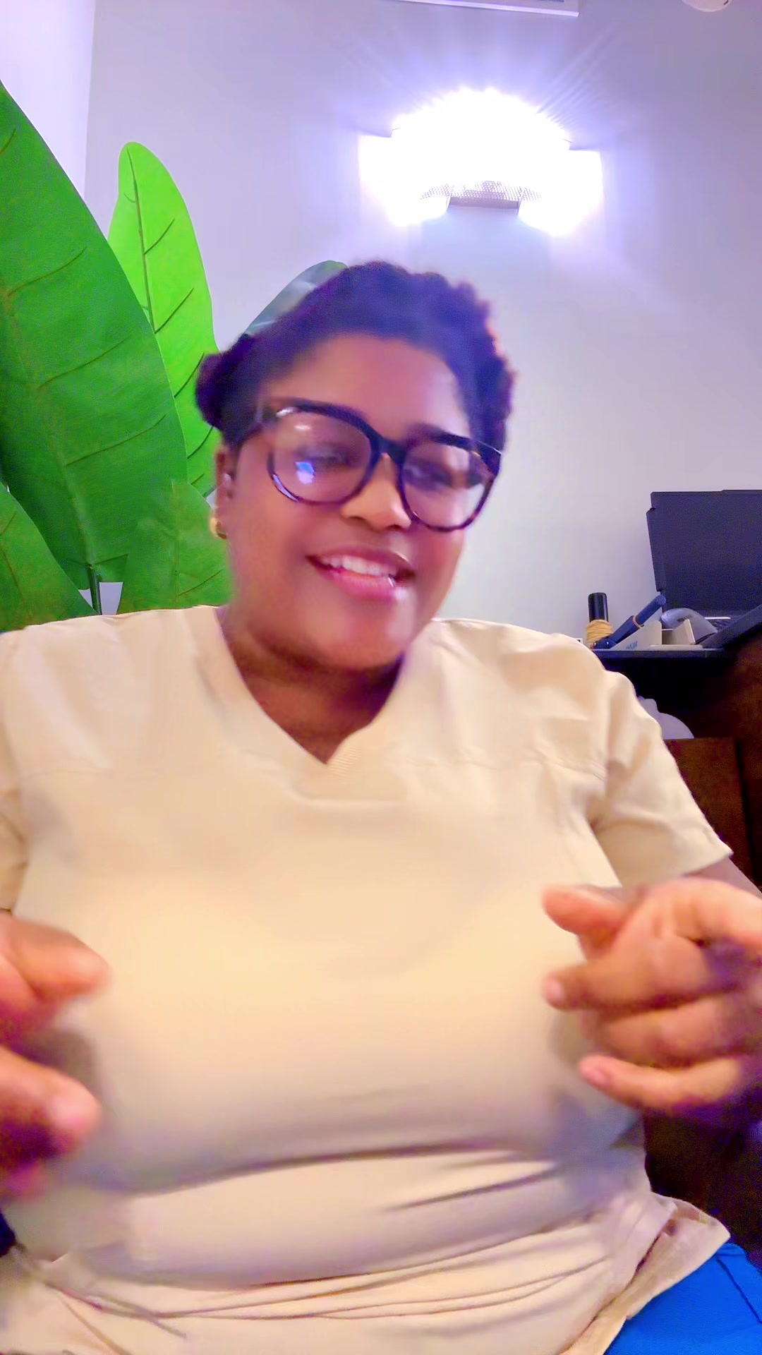 @Anne Amelie