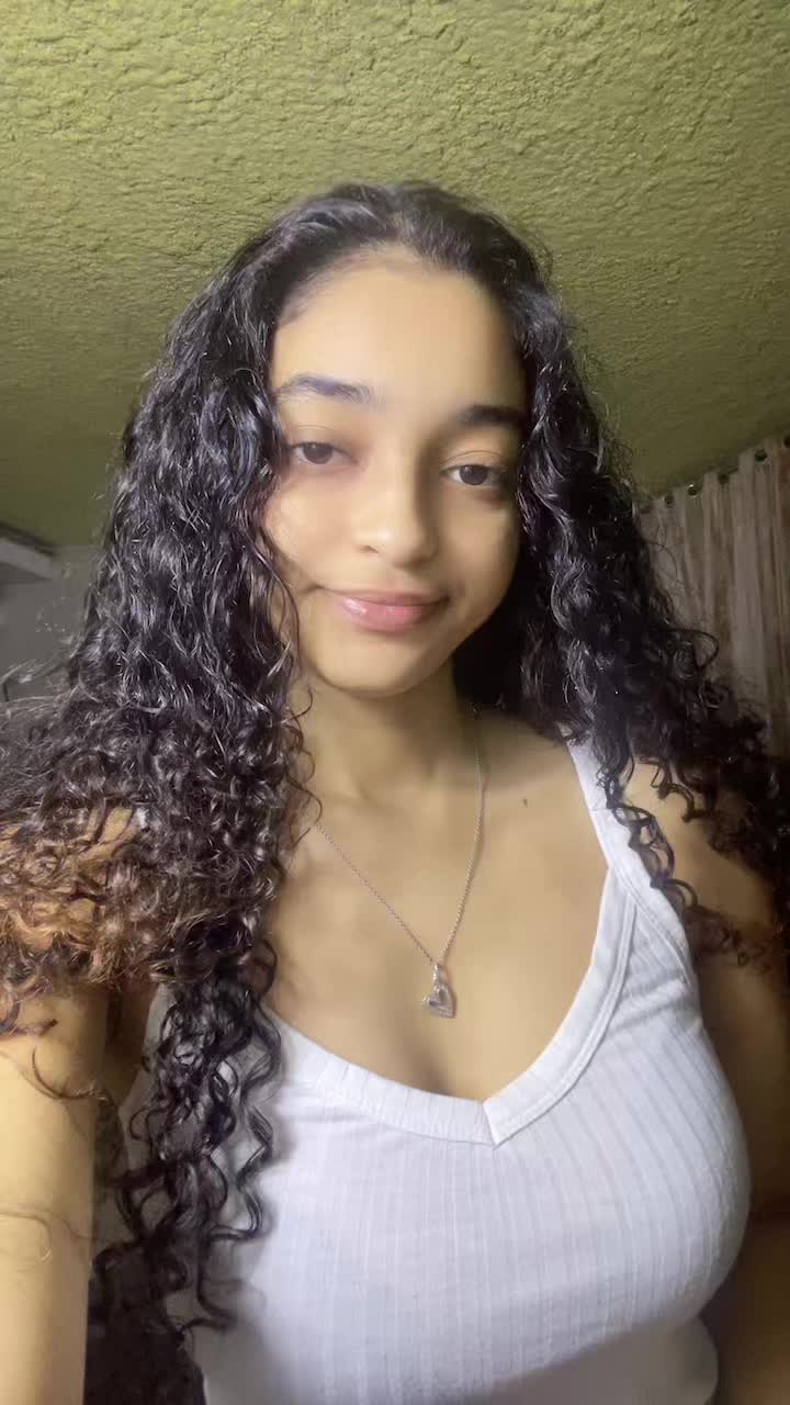 @Anika_idriss