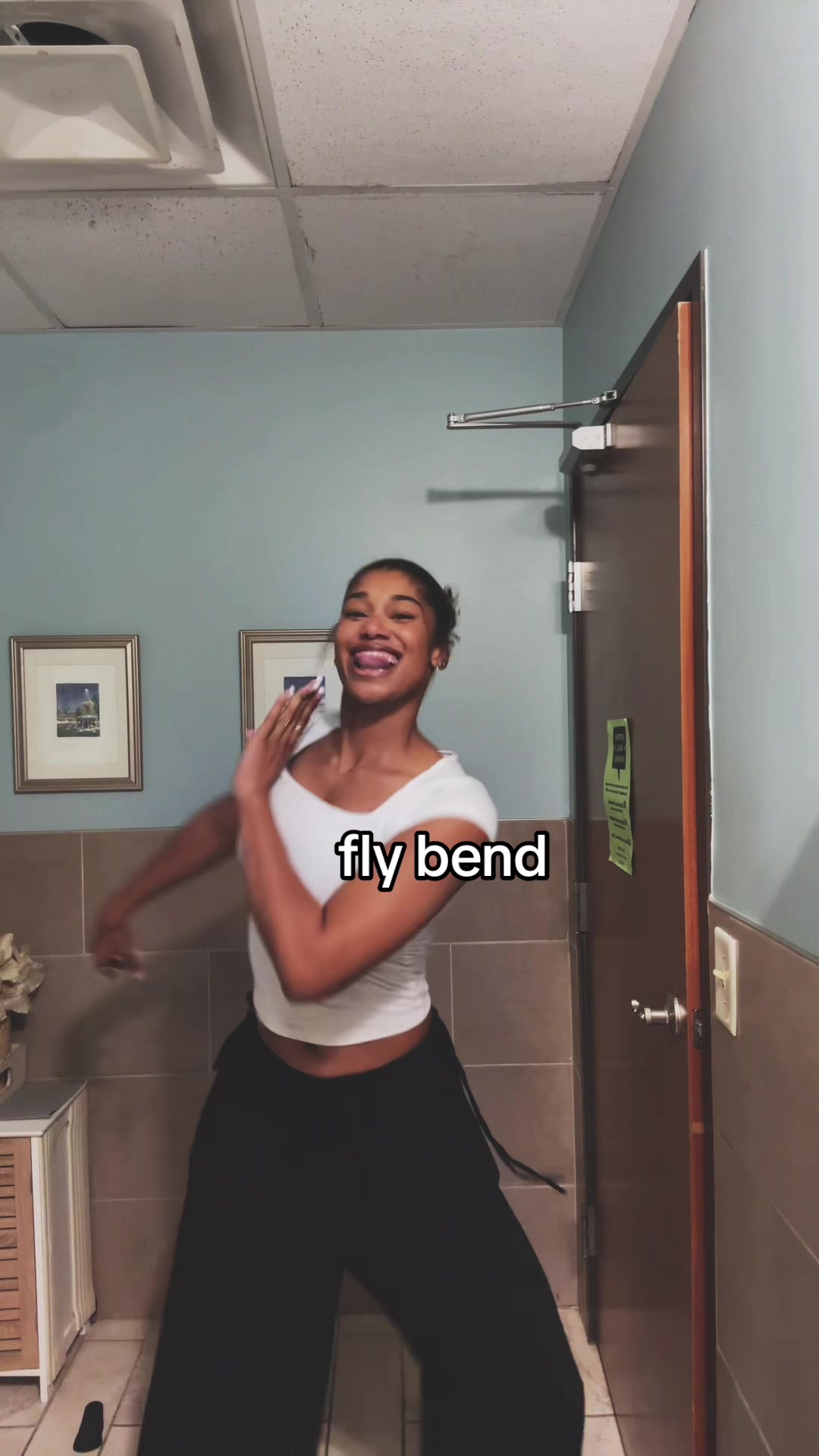 @KR