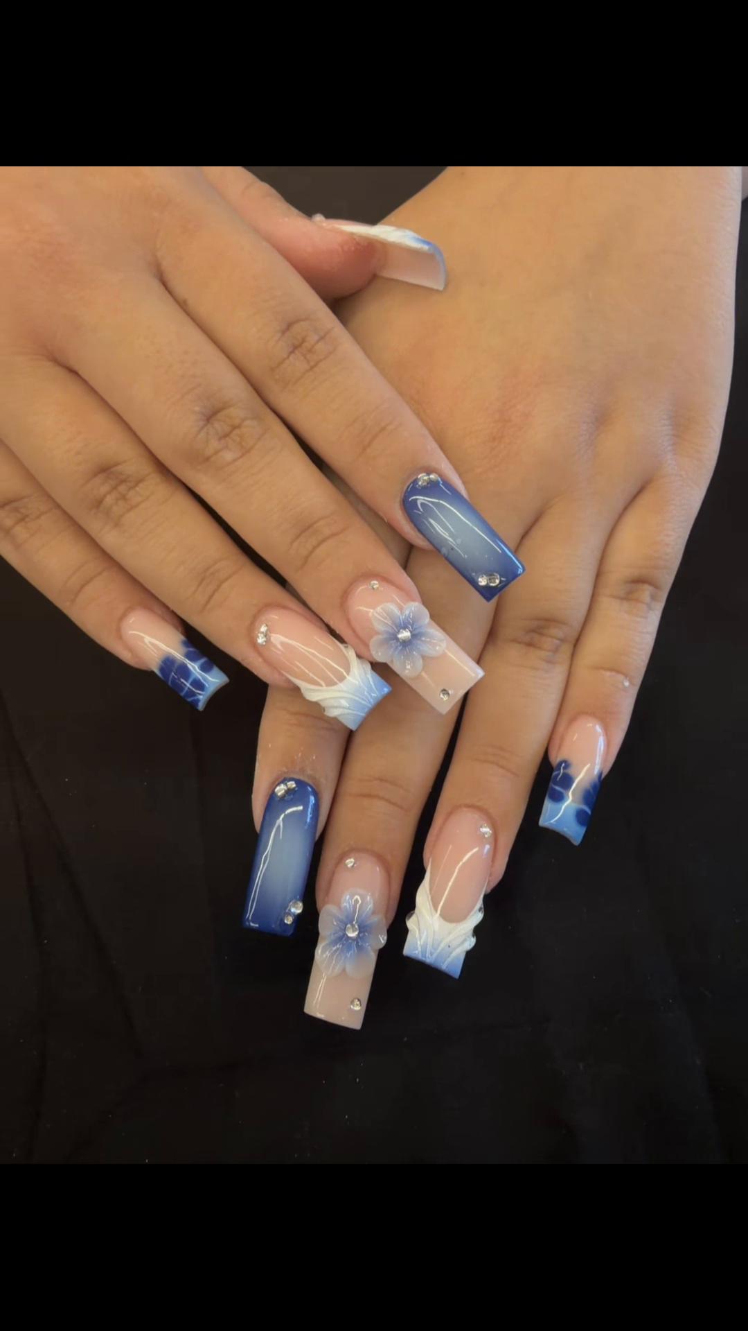 @Perfect10Nailspa