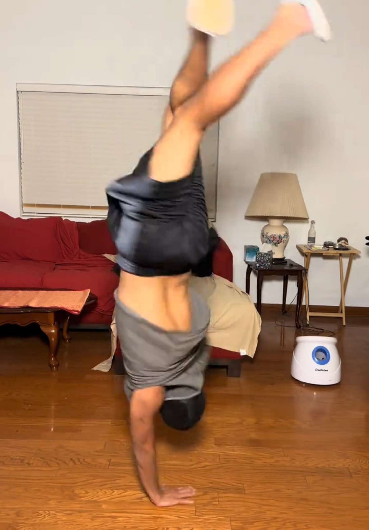 @joveeczen