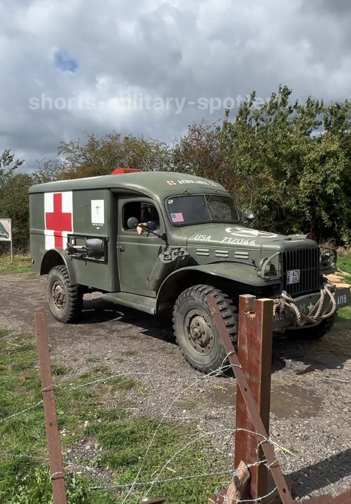 @shorts-military-spotter