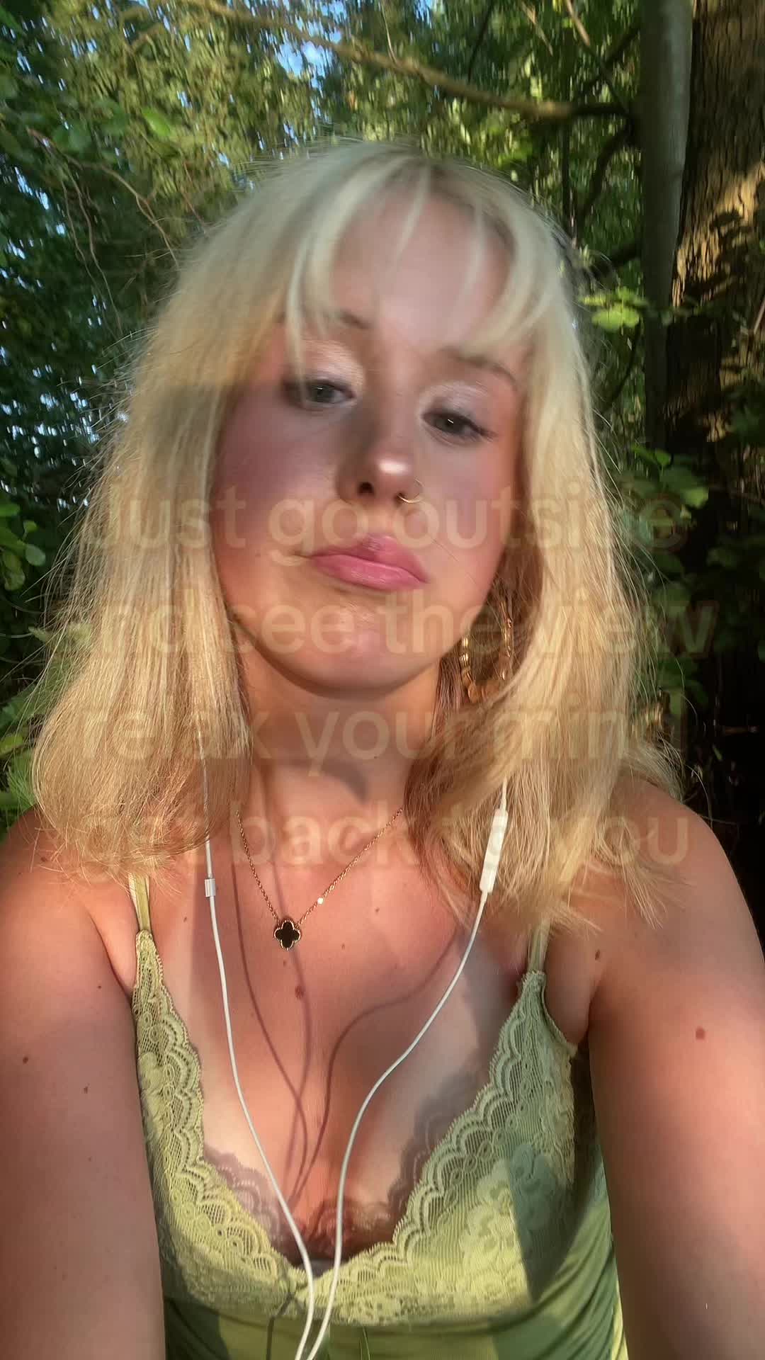 @𝑀𝐴𝐸꩜