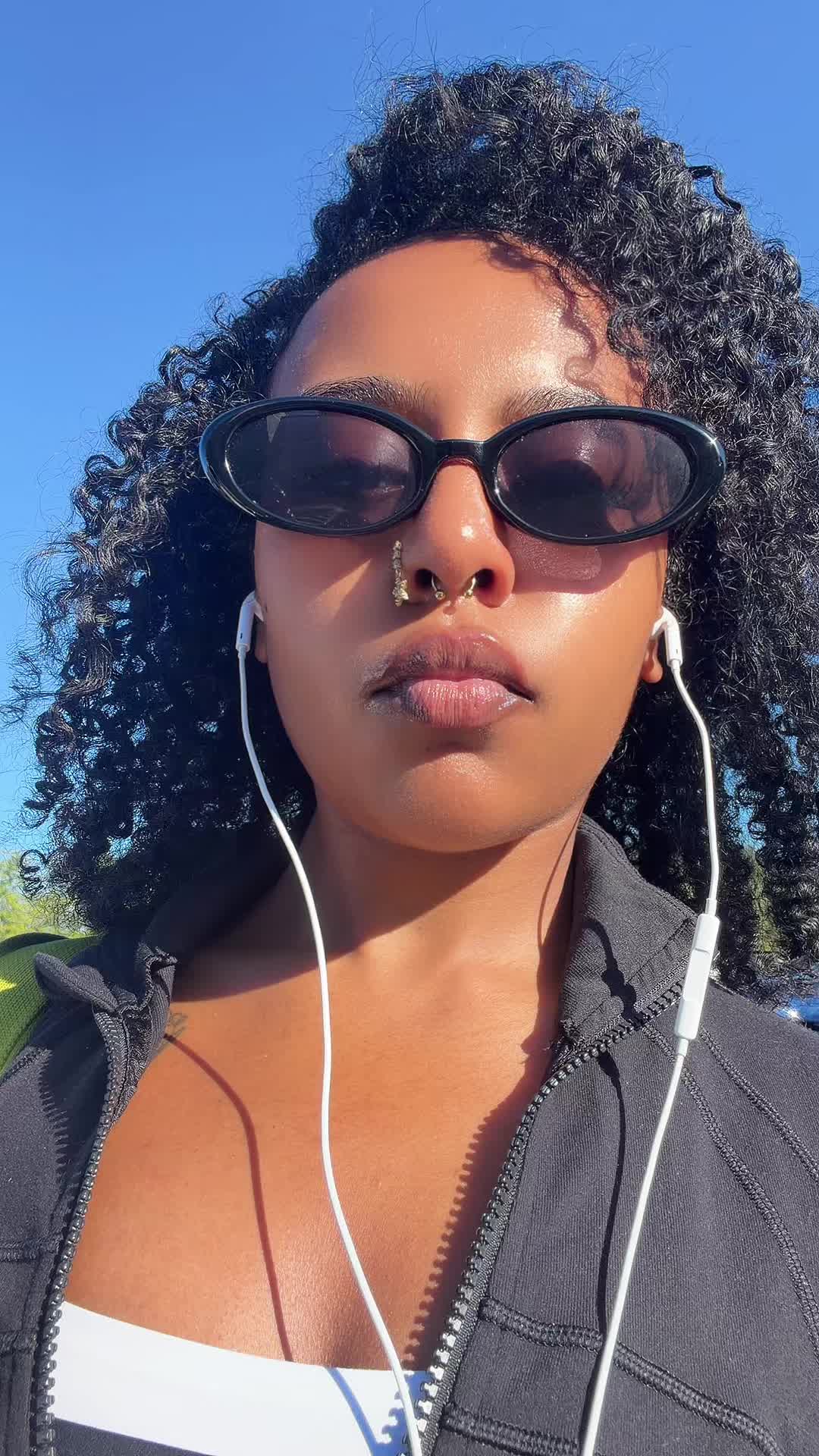 @samruuuu