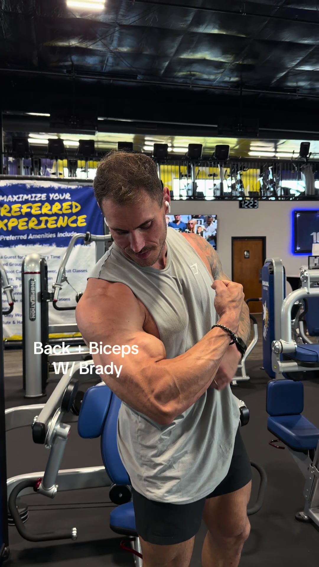 @Brady Barnes | IFBB PRO