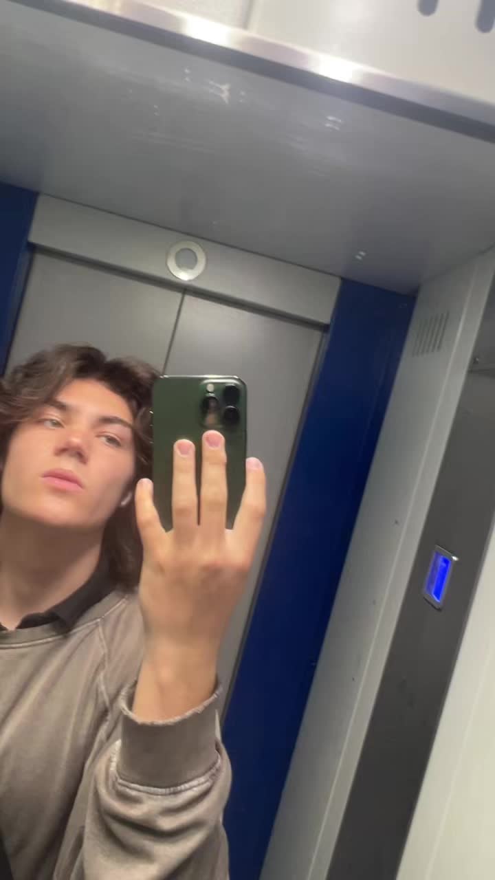 @Youkios