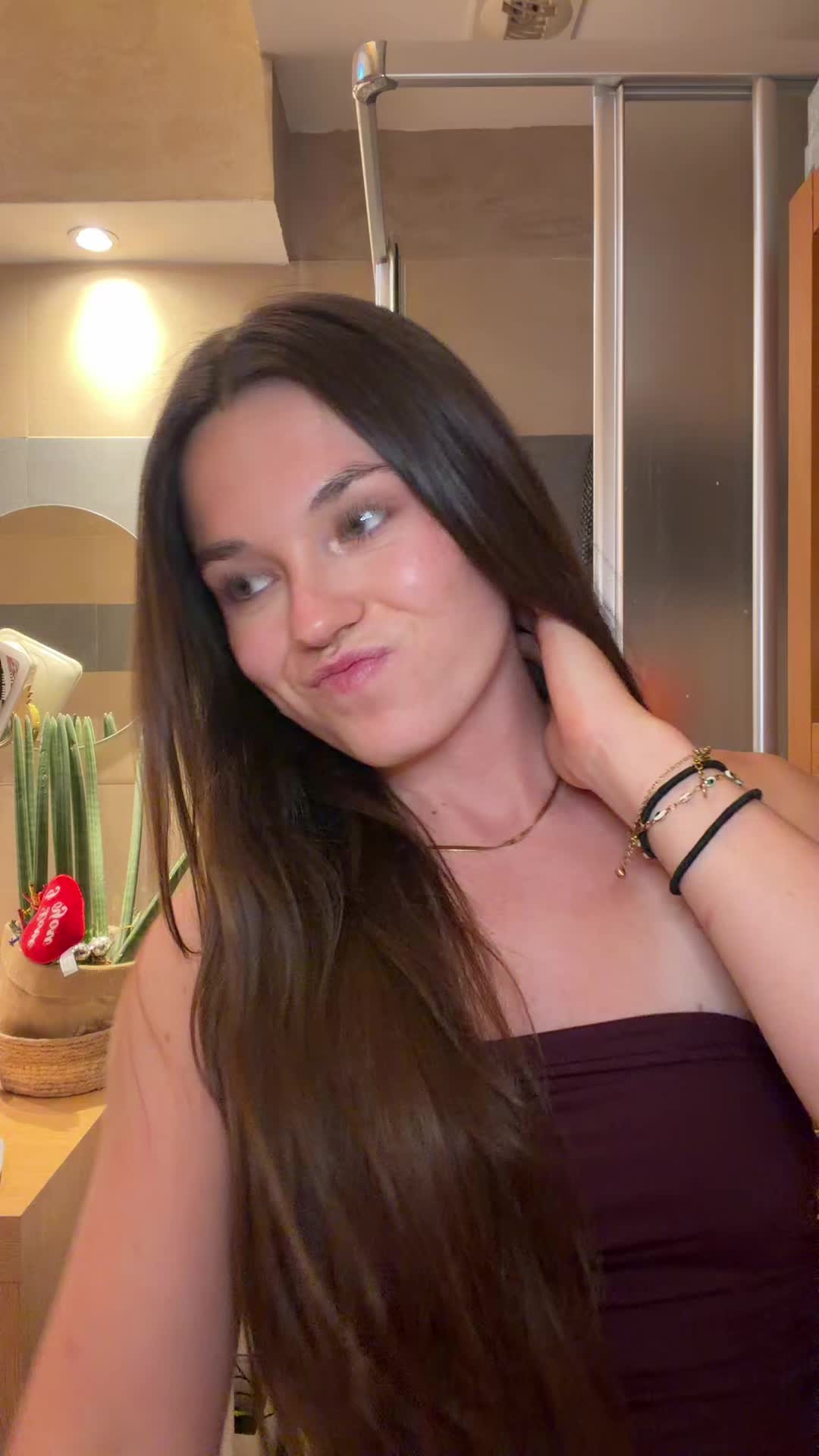 @Clara
