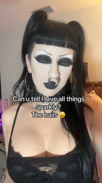 @Duvessa🔪🩸💋