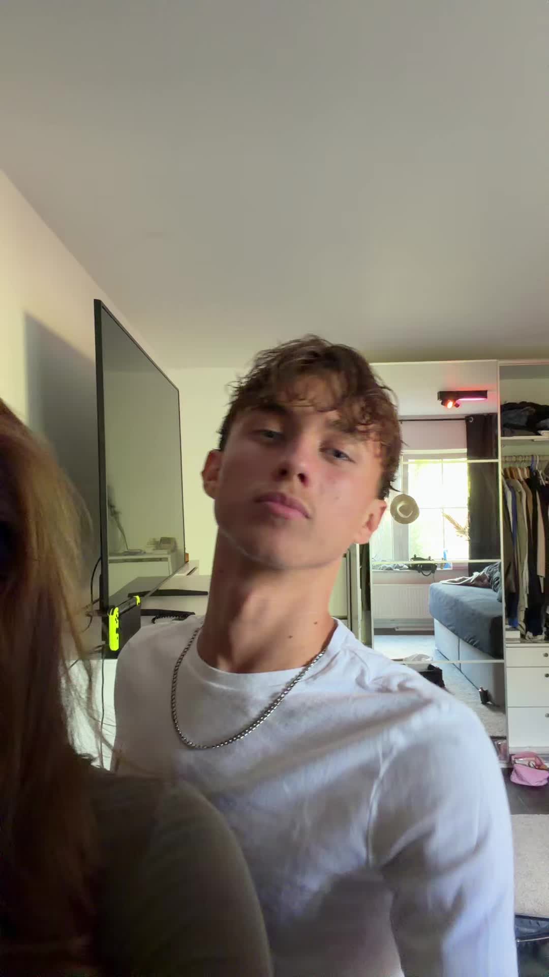 @neviovds