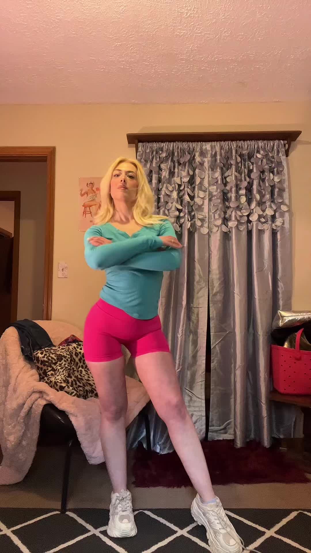 @Femmebot