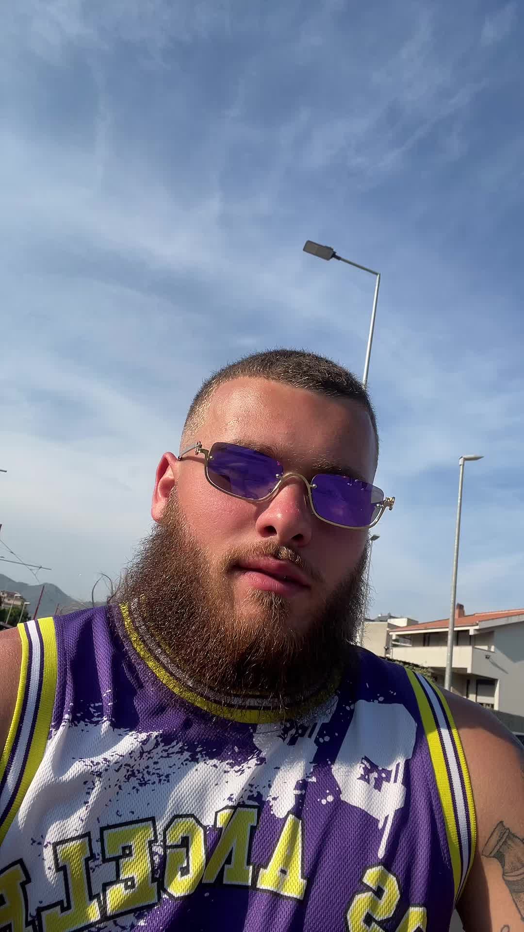 @udalessandro💸⌛