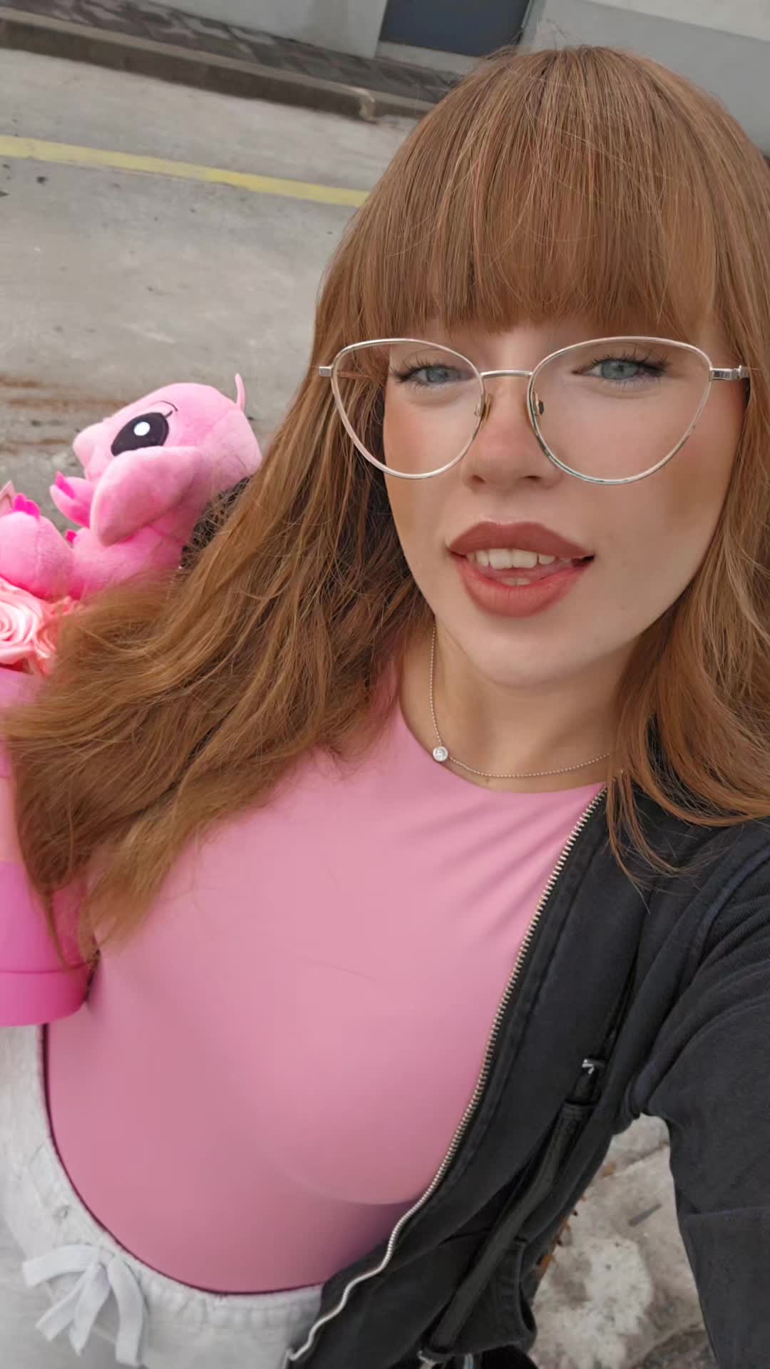 @Lana🦁