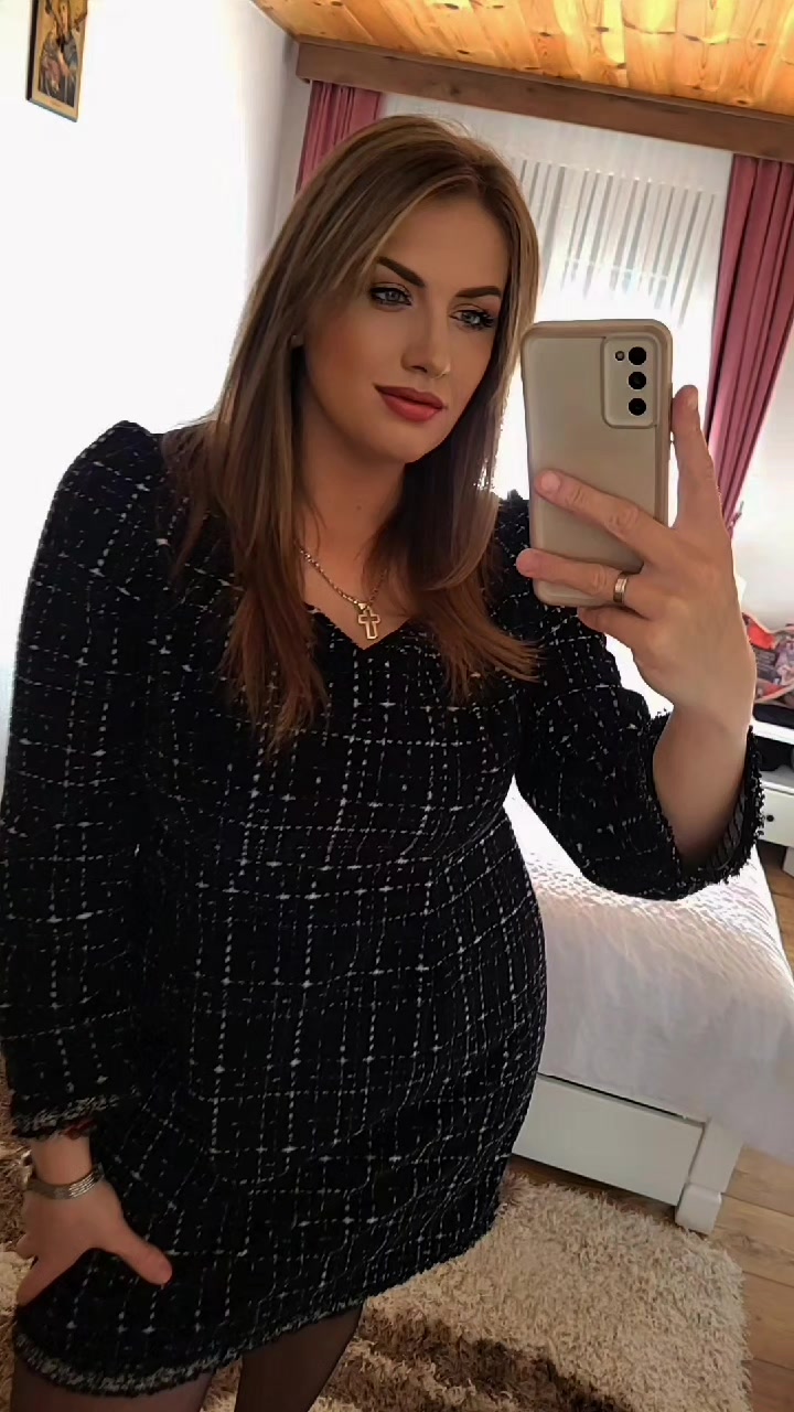 @Ana Leković