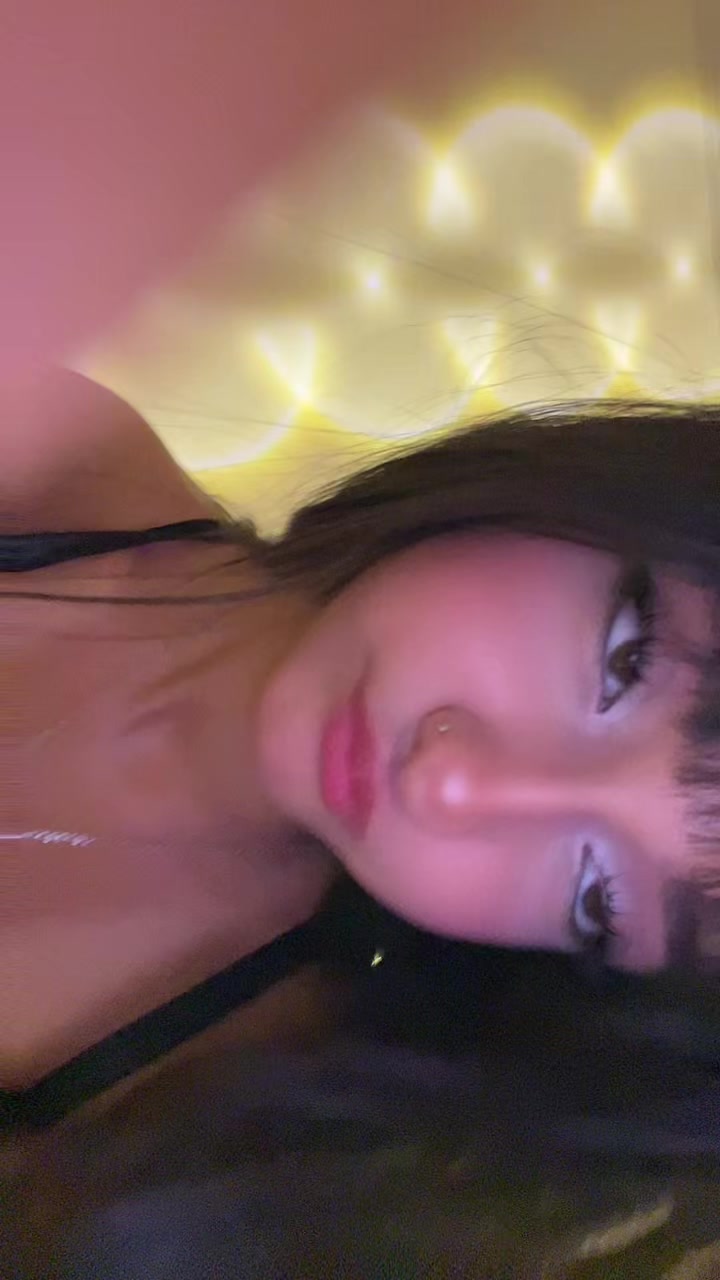 @🐚